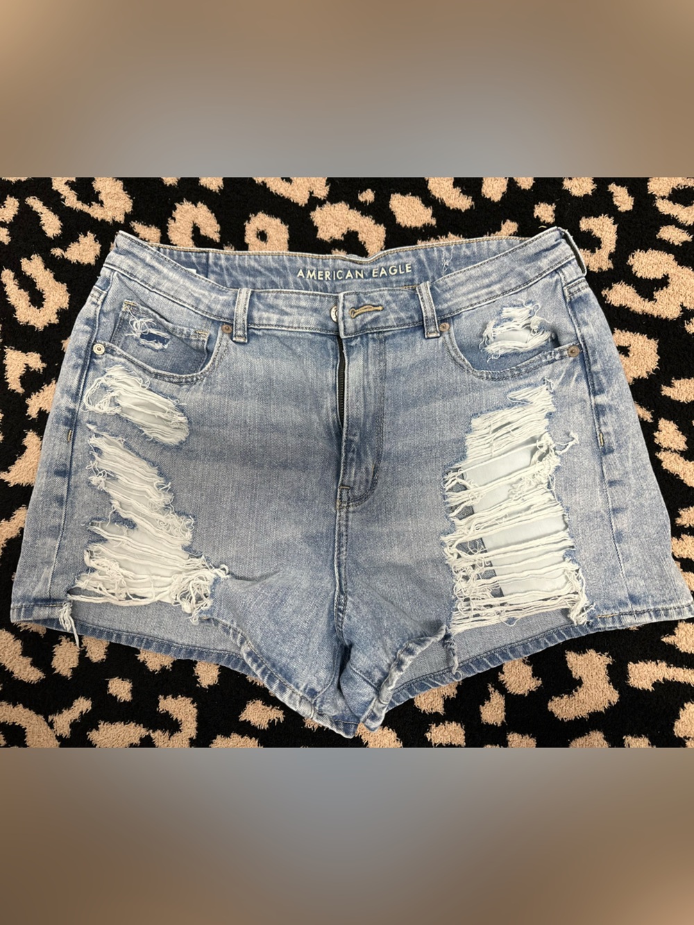 American Eagle Outfitters Light Wash Distressed Jean Shorts